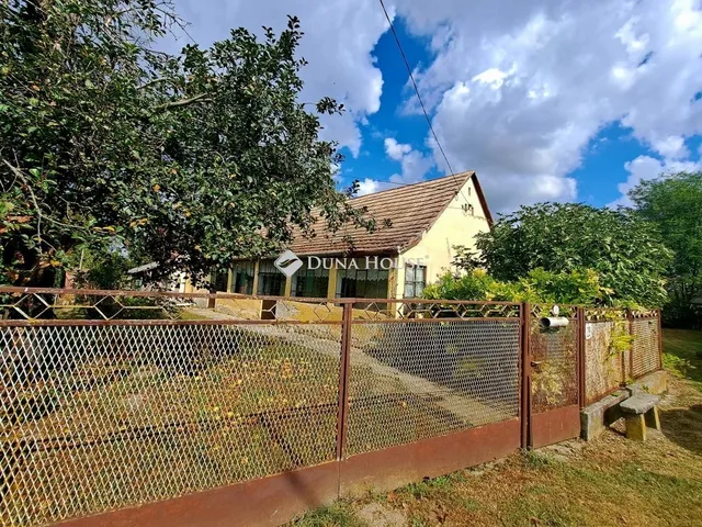 Eladó ház Kásád 84 nm