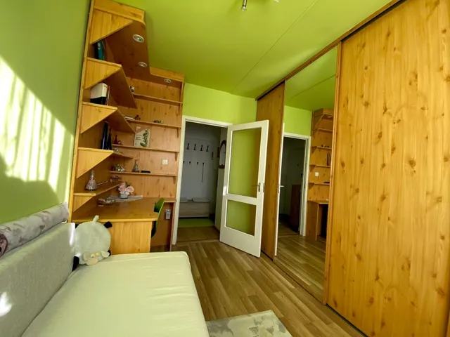 Eladó lakás Pécs, Kertváros 77 nm