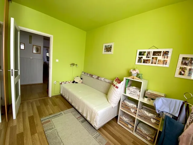 Eladó lakás Pécs, Kertváros 77 nm