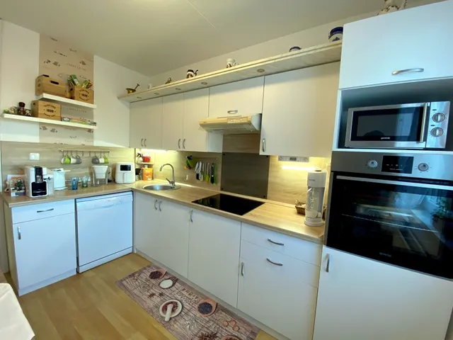 Eladó lakás Pécs, Kertváros 77 nm