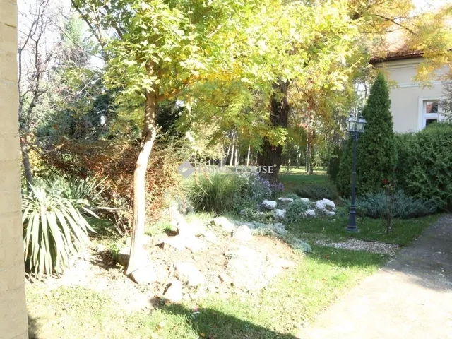 Eladó ház Pécsvárad 618 nm