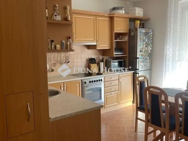 Eladó lakás Pécs 67 nm