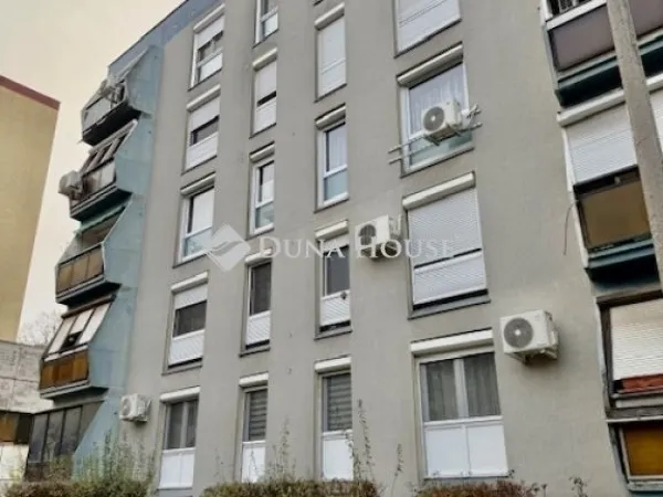 Eladó lakás Pécs, Kertváros 57 nm