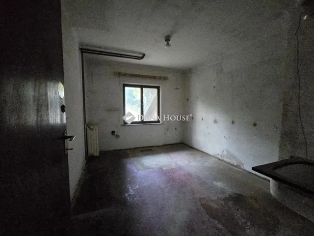 Eladó ház Pécs, Egyetemváros 150 nm