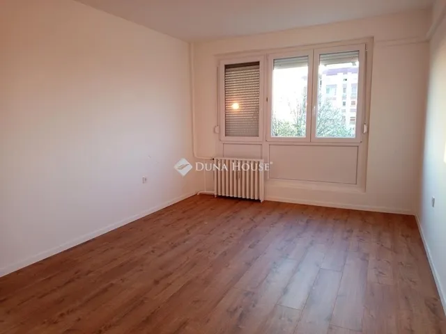 Eladó lakás Pécs 39 nm