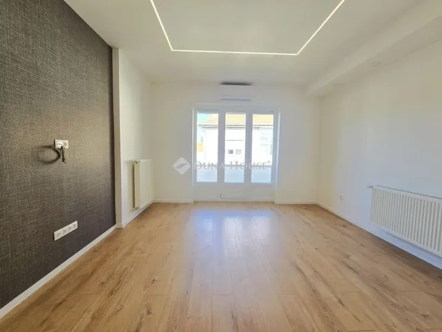 Eladó lakás Pécs, Belváros 57 nm