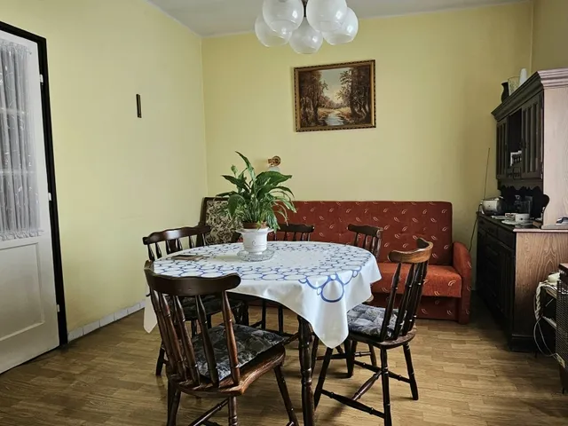 Eladó ház Bogád 179 nm