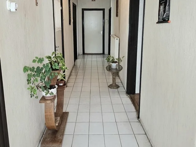 Eladó ház Bogád 179 nm