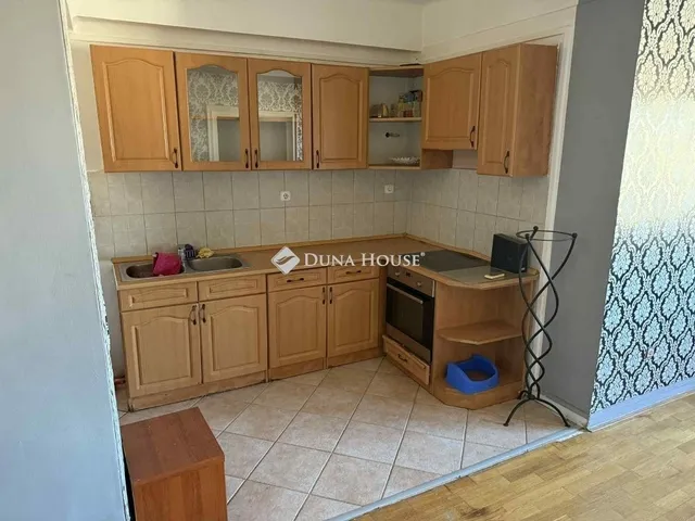 Eladó lakás Pécs, Uránváros 60 nm