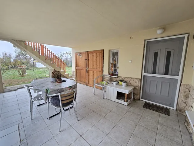 Eladó ház Pécs, Egyetemváros 190 nm