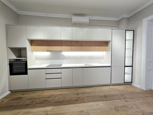 Eladó lakás Pécs, Belváros 87 nm