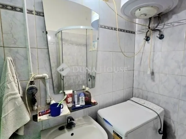 Eladó lakás Pécs, Belváros 21 nm