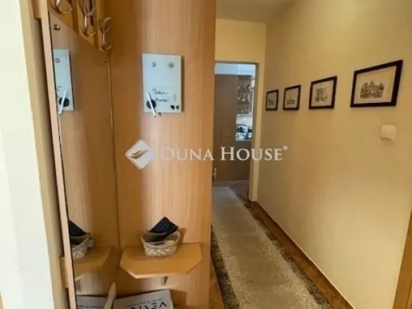 Eladó lakás Pécs, Kertváros 67 nm