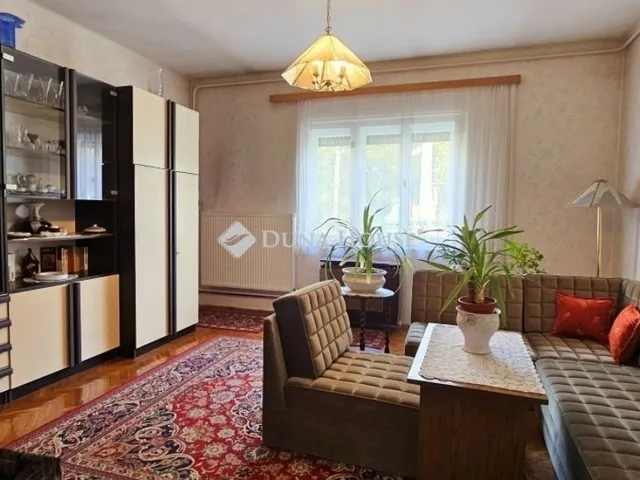 Eladó ház Bogád 179 nm