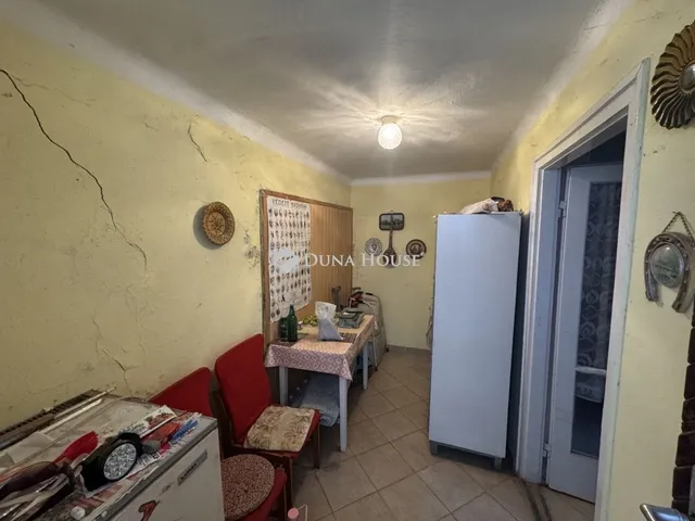 Eladó ház Pécs, Újhegy 30 nm