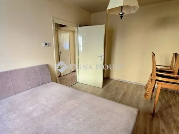 Kiadó lakás Pécs, Belváros 57 nm