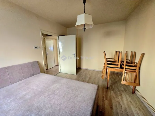 Kiadó lakás Pécs, Belváros 57 nm