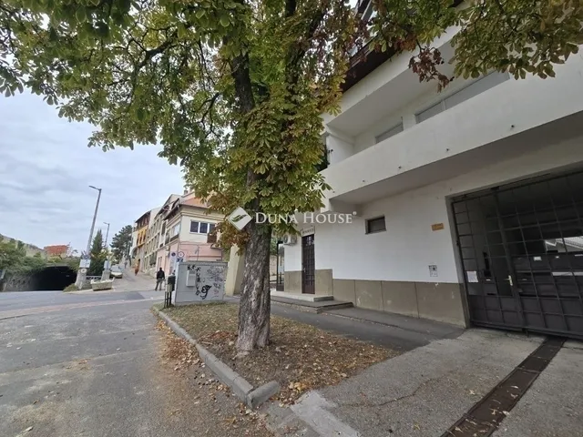 Eladó lakás Pécs, Tettye 100 nm