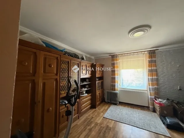 Eladó ház Pécs, Szkókó 90 nm