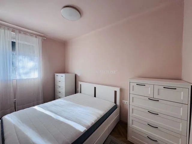 Eladó lakás Pécs, Uránváros 39 nm