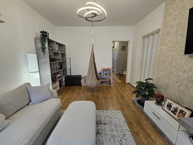 Eladó lakás Pécs, Kertváros 64 nm