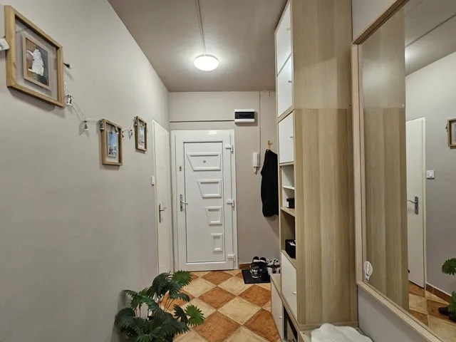 Eladó lakás Pécs, Kertváros 64 nm