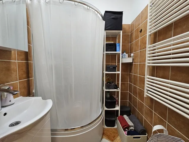 Eladó lakás Pécs, Kertváros 64 nm