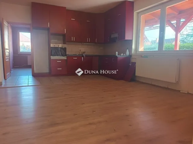 Eladó ház Bicsérd 106 nm