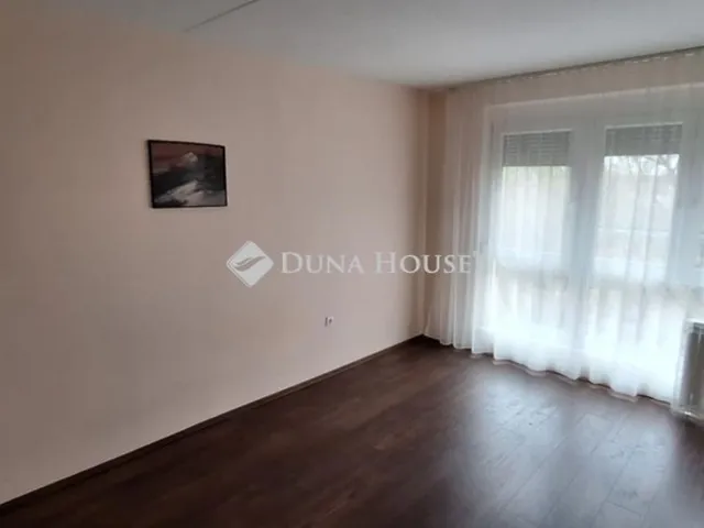 Kiadó lakás Pécs, Kertváros 39 nm