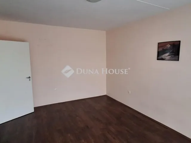 Kiadó lakás Pécs, Kertváros 39 nm