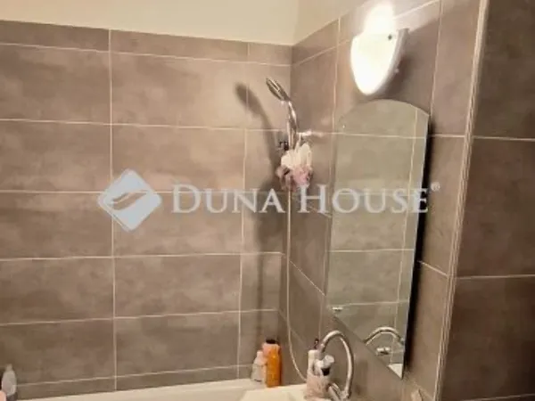 Eladó lakás Pécs, Kertváros 35 nm