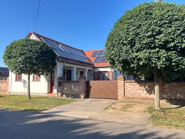 Eladó ház Palkonya 160 nm