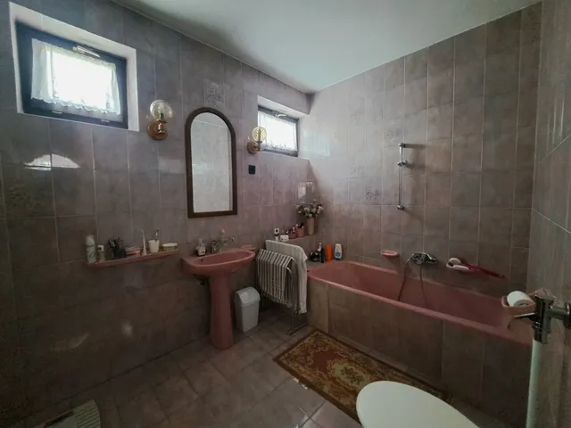 Eladó ház Bóly 250 nm