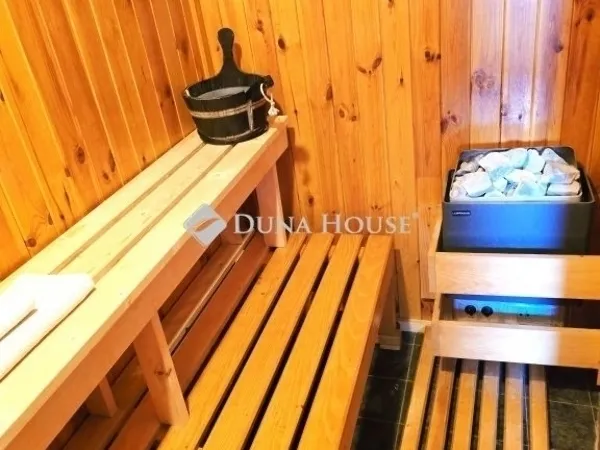 Eladó ház Orfű 300 nm