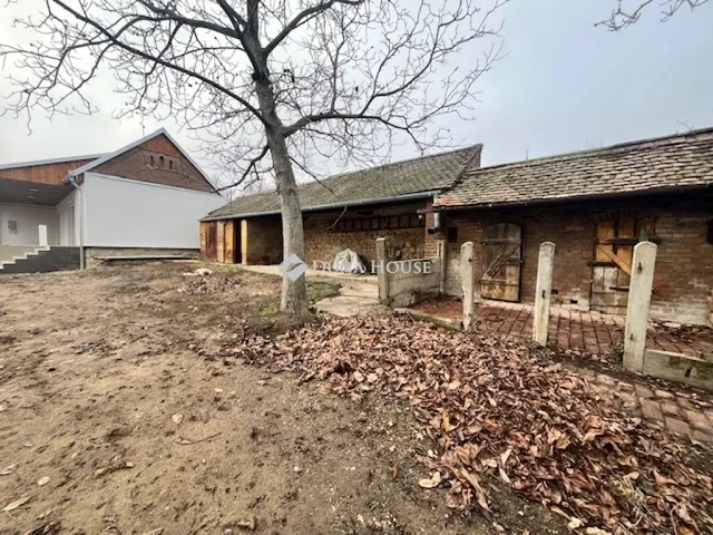 Eladó ház Pécsvárad 100 nm