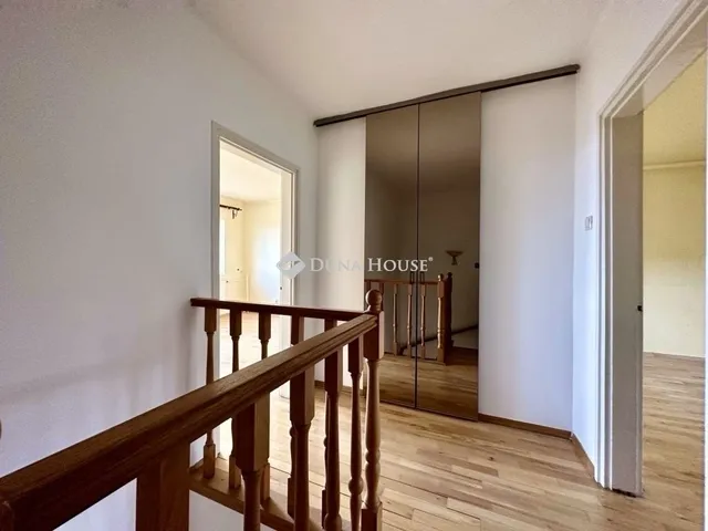 Eladó ház Pécs, Mecsekoldal 200 nm