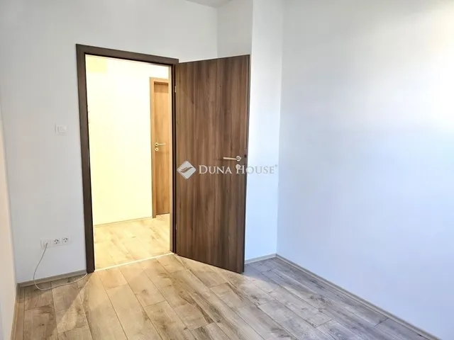 Eladó lakás Pécs, Uránváros 55 nm