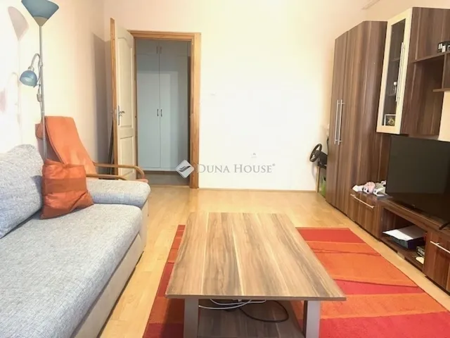 Eladó lakás Pécs 74 nm