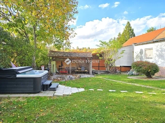 Eladó ház Orfű 300 nm