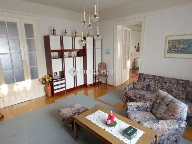 Eladó lakás Mohács 115 nm