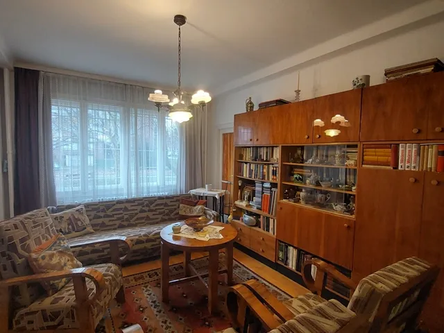 Eladó lakás Pécs, Uránváros 61 nm