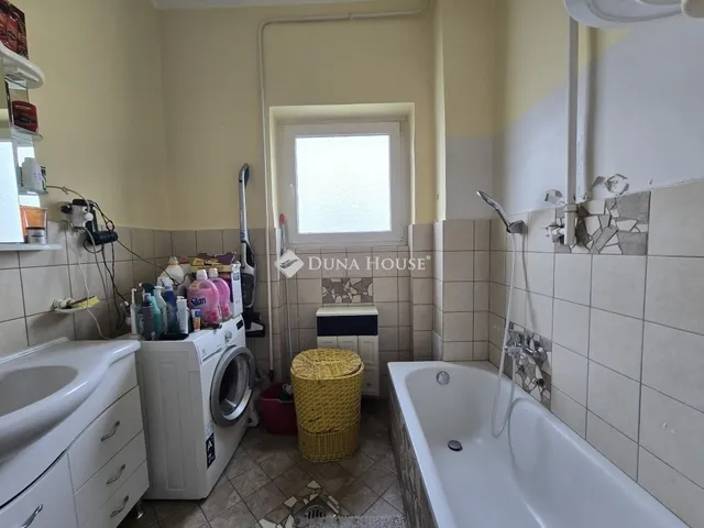 Eladó ház Pécs, Egyetemváros 190 nm