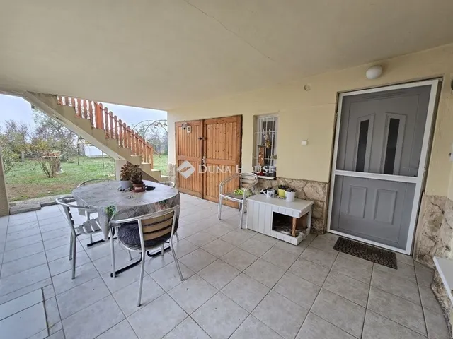 Eladó ház Pécs, Egyetemváros 190 nm