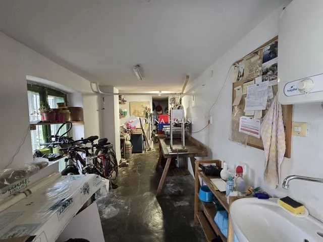 Eladó ház Pécs, Egyetemváros 190 nm