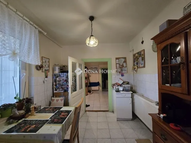 Eladó ház Pécs, Egyetemváros 190 nm