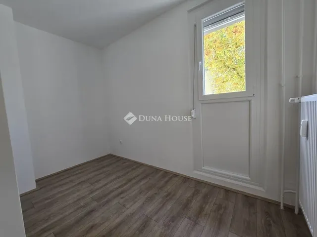 Eladó lakás Pécs, Kertváros 47 nm