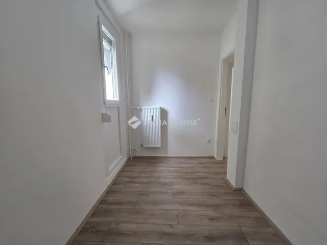 Eladó lakás Pécs, Kertváros 47 nm