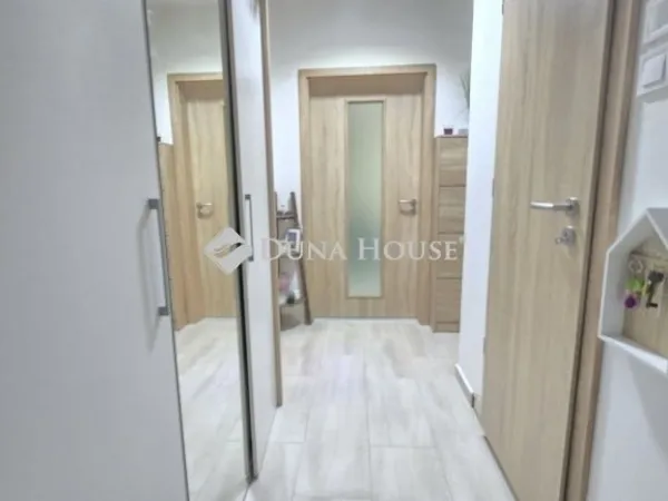 Eladó lakás Pécs, Kertváros 63 nm