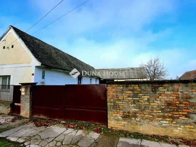 Eladó ház Nagynyárád 78 nm