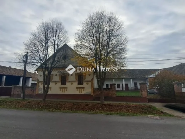 Eladó ház Majs 144 nm